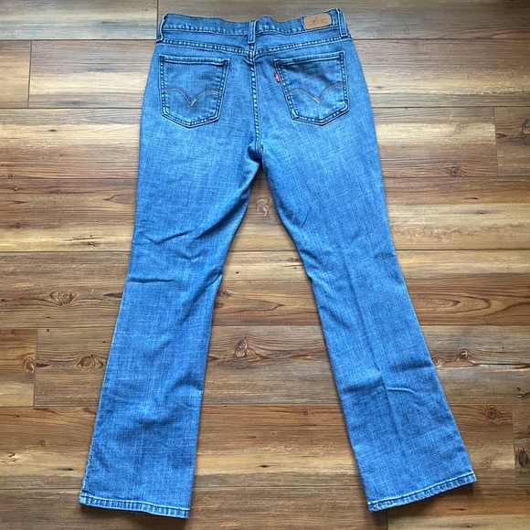 Women’s Levi Bootcut 515 jeans - Picture 5 of 7